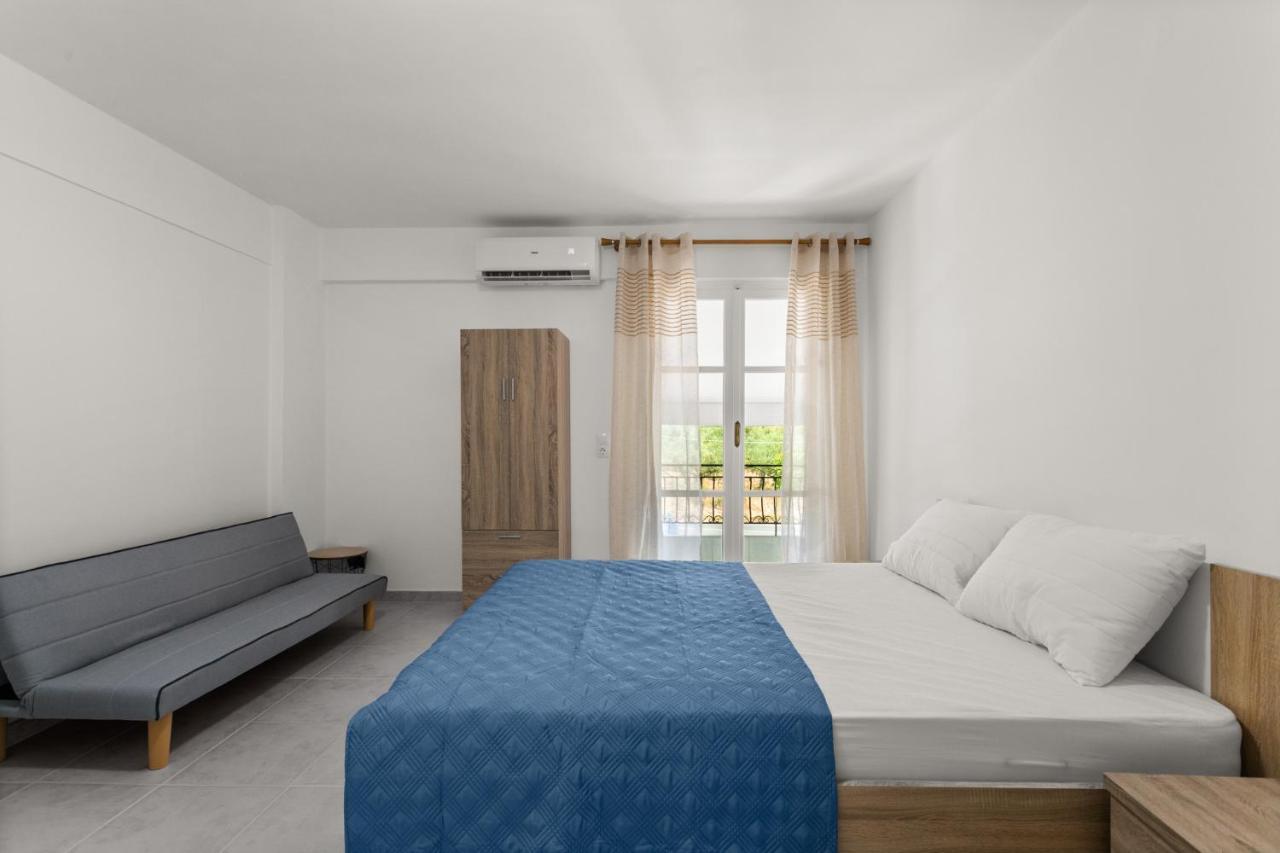 Nikolas Apartments Stoupa Lévktron Extérieur photo