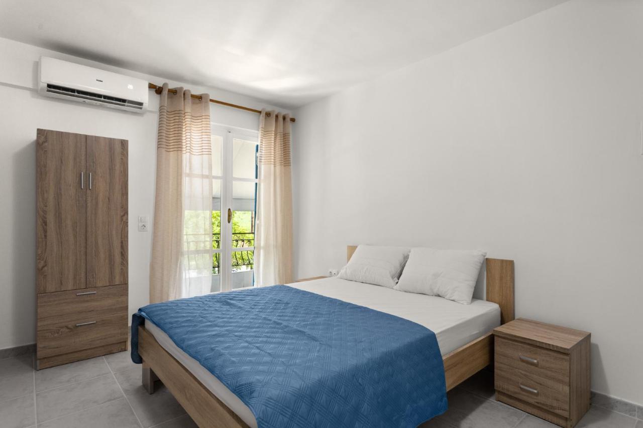 Nikolas Apartments Stoupa Lévktron Extérieur photo