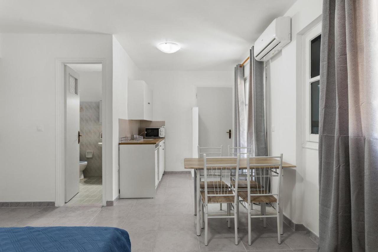 Nikolas Apartments Stoupa Lévktron Extérieur photo